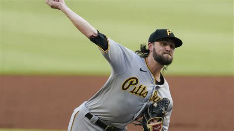 Pirates head into matchup against the Diamondbacks on losing streak